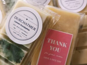 Duftmelts „Durchatmer“ – Lemon Eucalyptus. Frischer, klarer Duft in praktischer Tafelform zum Abbrechen.