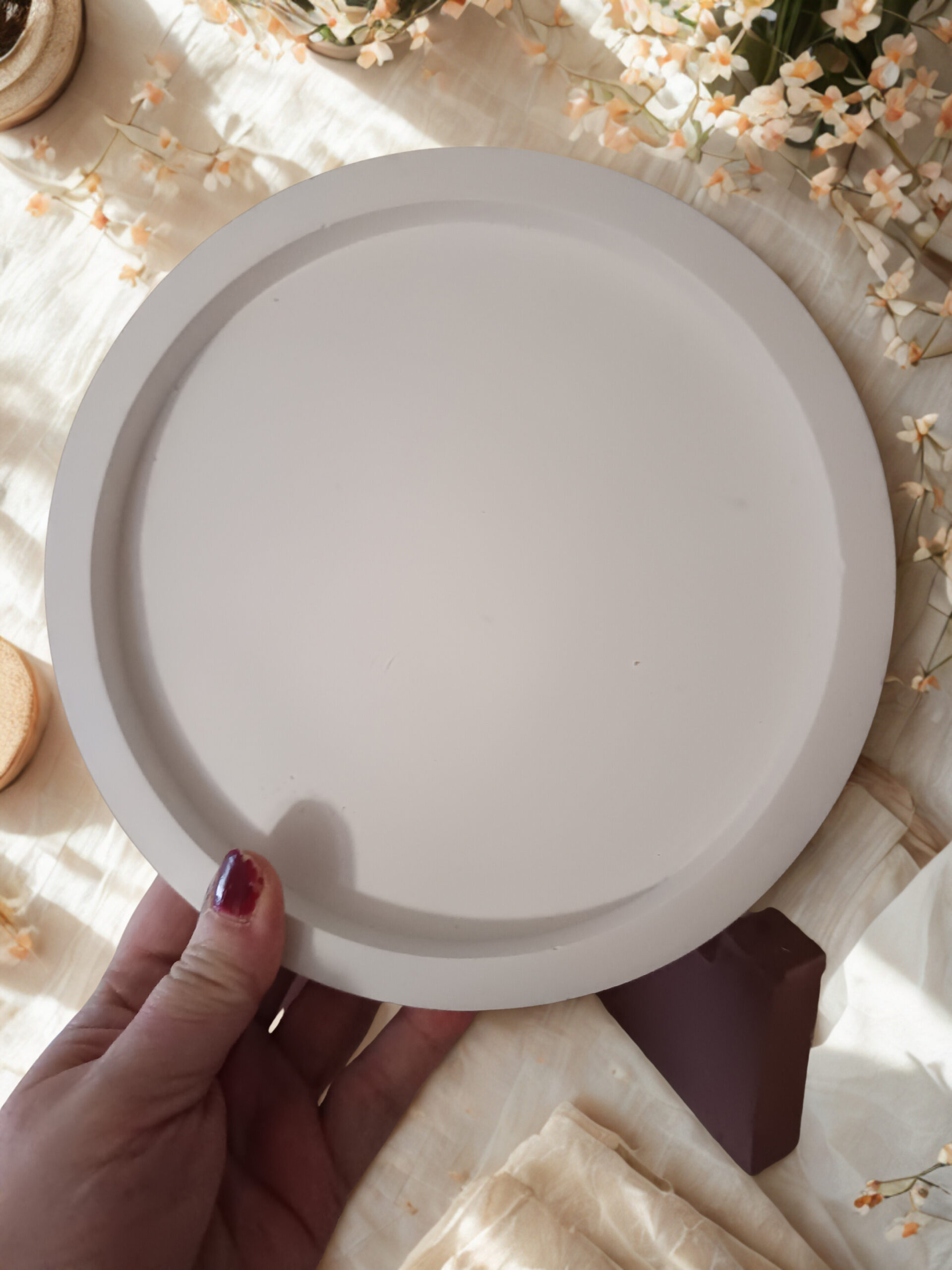 Vielseitiges Deko‑Stand - Regal für stilvolle Präsentationen – Bild 4